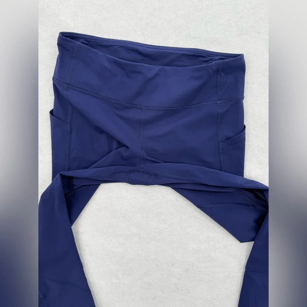 Lululemon Pace Rival Crop Hero Blue Size‎ 8